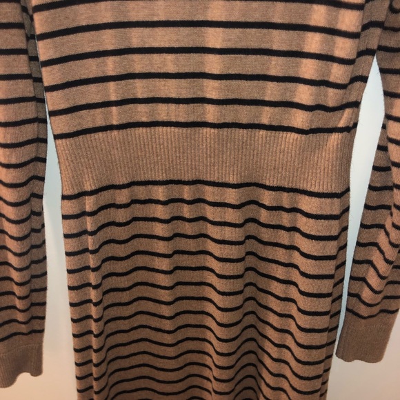 Tan & black striped sweater dress - Picture 2 of 3